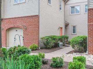 56 Sunrise Dr #603, Whippany, NJ 07981