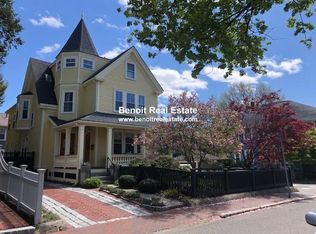 12 Hollis St #1, Cambridge, MA 02140