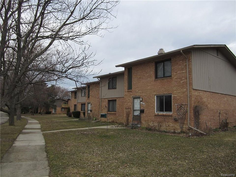 2nd image of 2404 Starr Rd