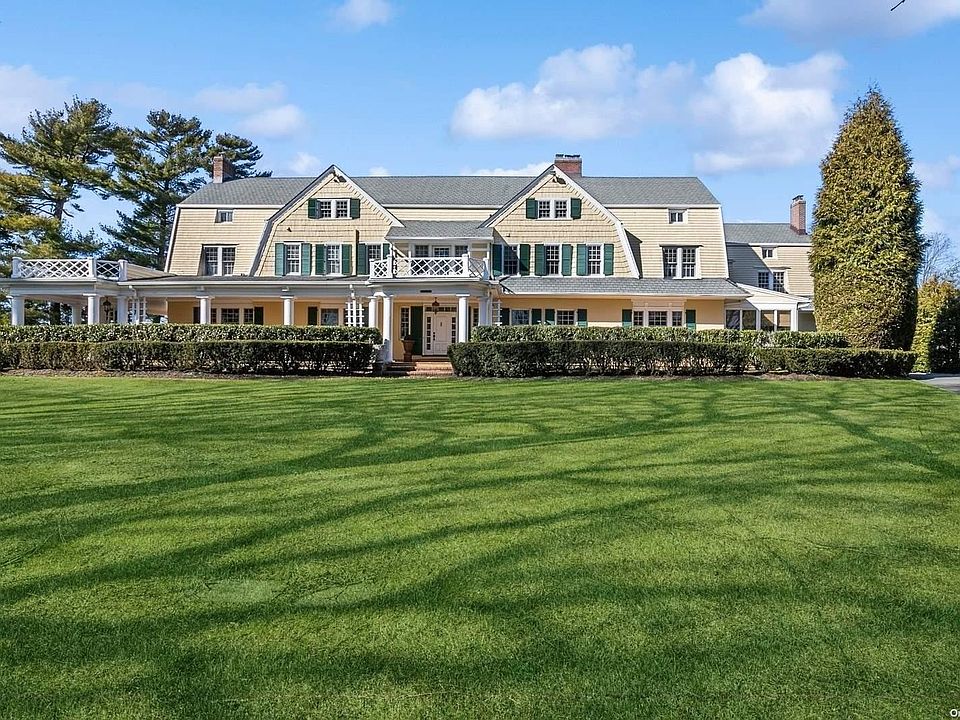 1st image of 7 Carteret Place