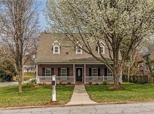 514 Sunset Dr, High Point, NC 27262