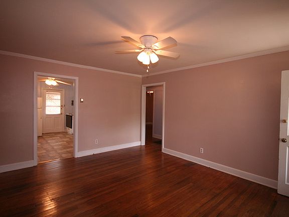 2nd image of 304 N Jefferson Ave