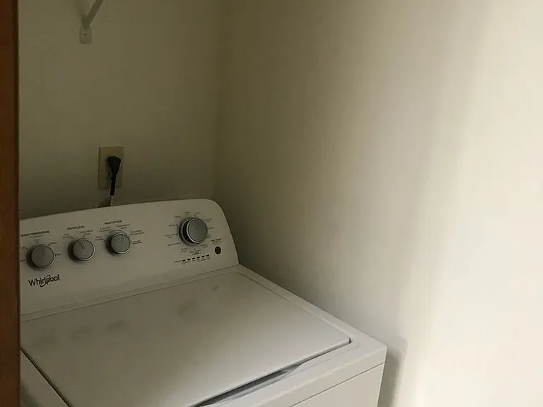 90 Bridgewater Ct — Photo 27