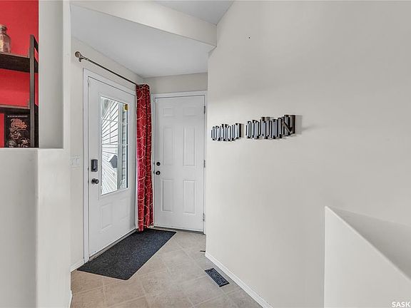 3rd image of 317 Quessy Dr