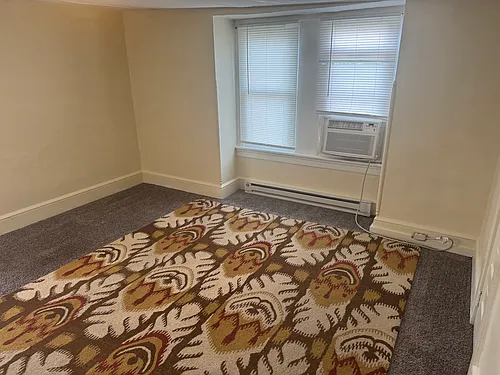 134 Herman Ave #C Photo 1