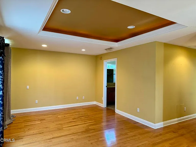1736 Vistillas Rd — Photo 26