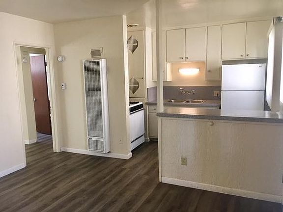 3rd image of 326 W Anapamu St APT C