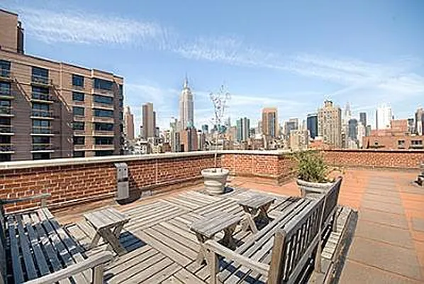 Sold by Citi Habitats | media 16