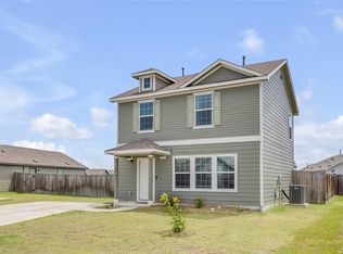 2406 Windrow Ln, Lockhart, TX 78644