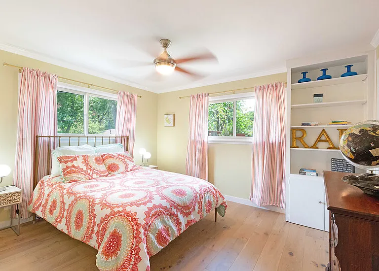 Light and bright Queen bedroom