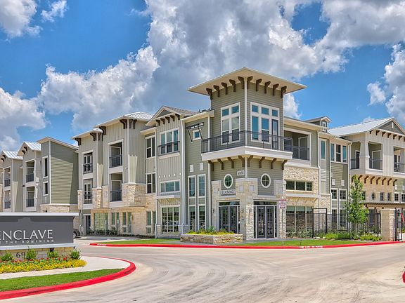 3rd image of 6974 Oak Dr #8207