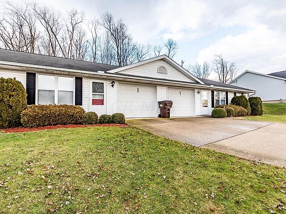 2nd image of 26 Brook Run Ct