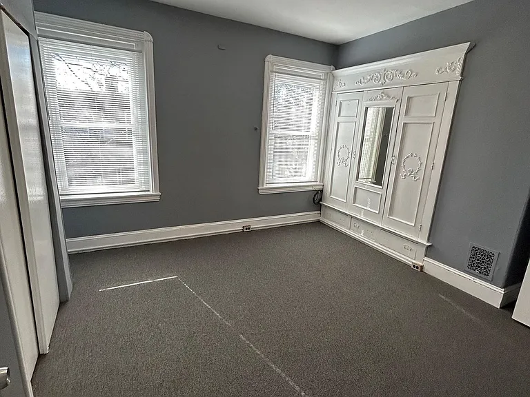 2519 W Gordon St — Photo 6