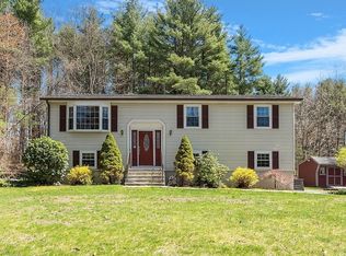 17 Conlin Rd, Oxford, MA 01540