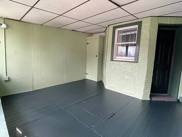 723 Grace St — Photo 15