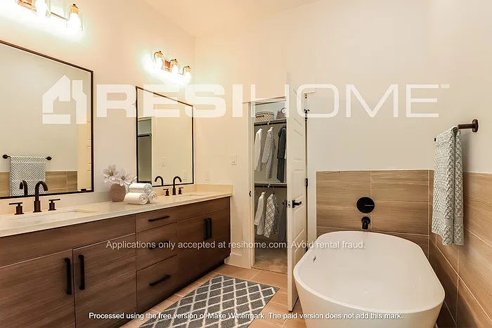 6336 Culberson St — Photo 10