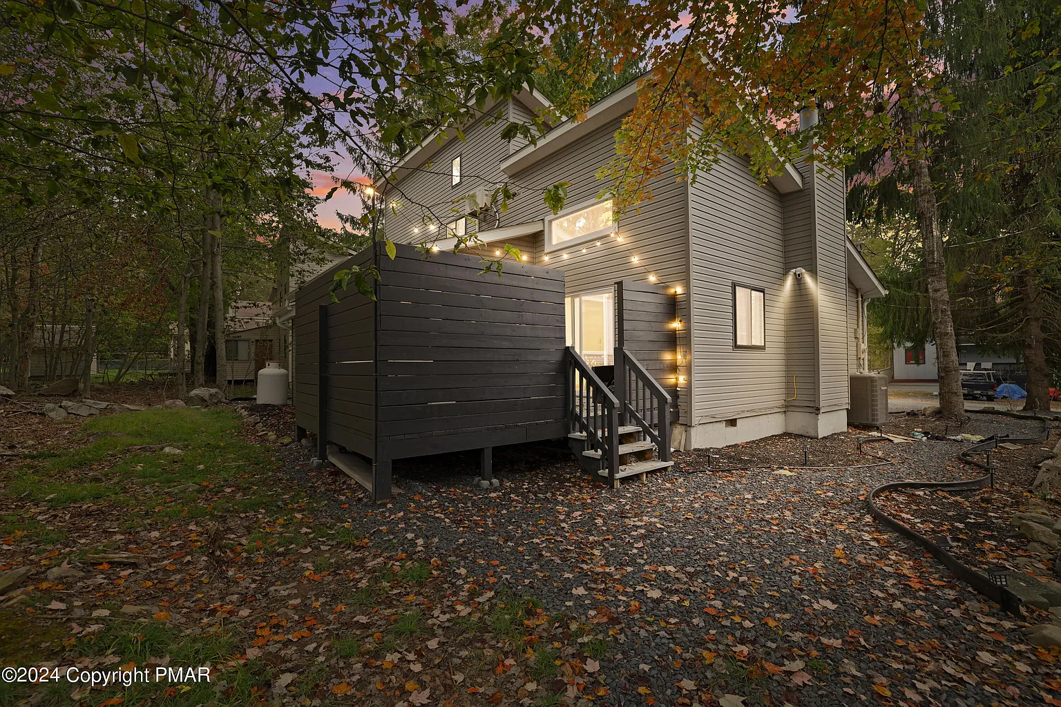 8499 Bumble Bee Way photo 1