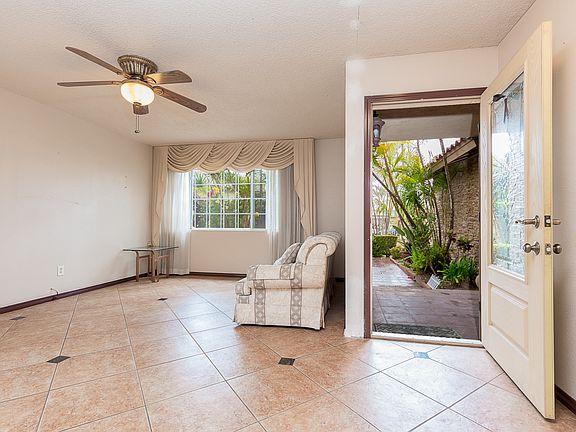 5th image of 118 Blando Ct