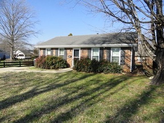 2nd image of 322 Conyers Ave