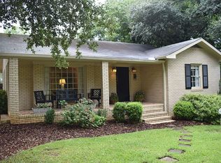 266 Calloway Dr, Macon, GA 31204