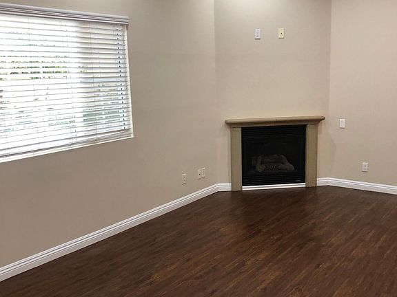 4th image of 624 E San Jose Ave Unit 103