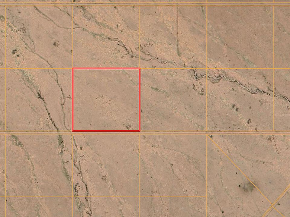 2nd image of 280 Deer Valley Rd