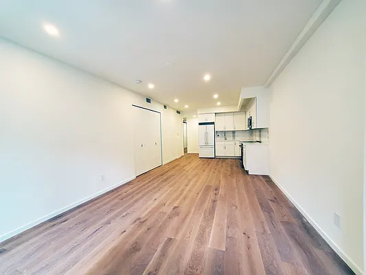 Rented by Brown Harris Stevens | media 10