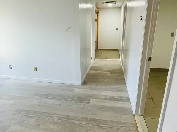 7525 15th Avenue image 10 of 14