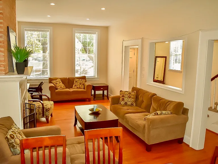 236 Dolphin Ln — Photo 3