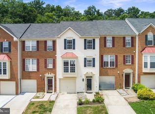 4004 Meadow Trail Ln, Hyattsville, MD 20784