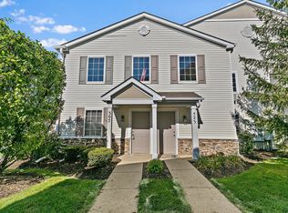 1809 Silverstone Dr UNIT 1809, Carpentersville, IL 60110