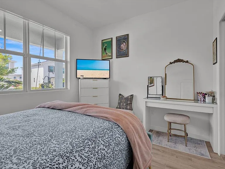 14047 SW Safi Ter — Photo 18