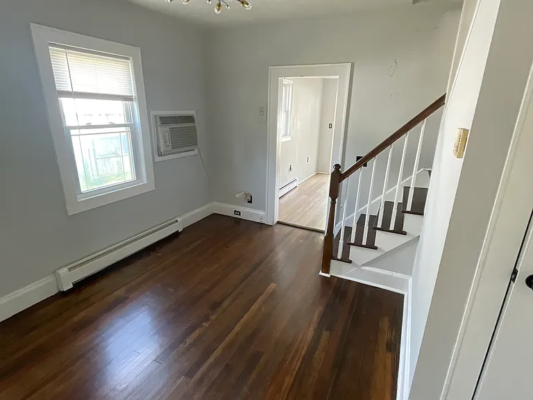 2144 Evans St #1 — Photo 6