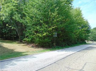 1515 Lindakay Dr, Akron, OH 44312