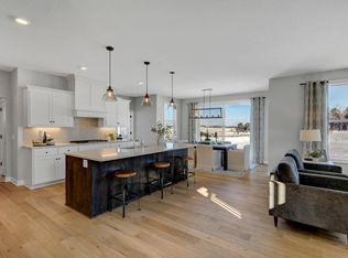 19808 Hamburg Ave, Lakeville, MN 55044