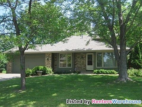 1st image of 4550 Deerwood Ln N