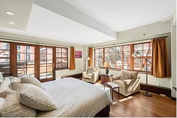 Rented by Douglas Elliman | media 21