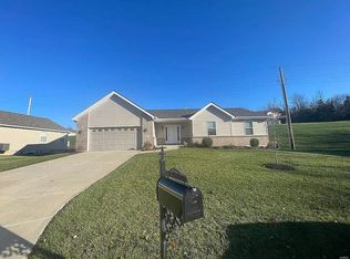 26 Thoreau Ct, O'Fallon, MO 63366
