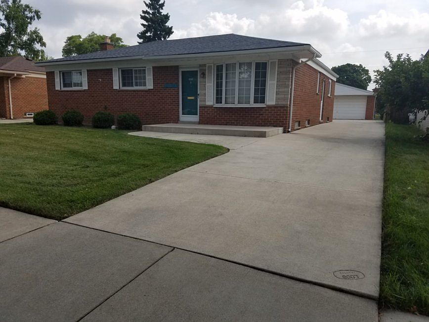 32608 Beechwood, Warren, MI 