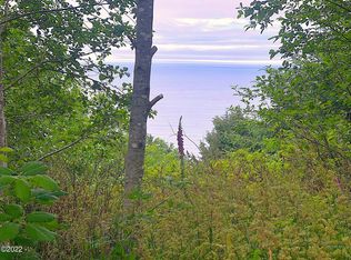 1017 Keenah Ln, Yachats, OR 97498