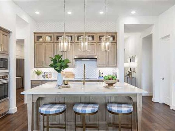 5th image of 317 Barton Creek