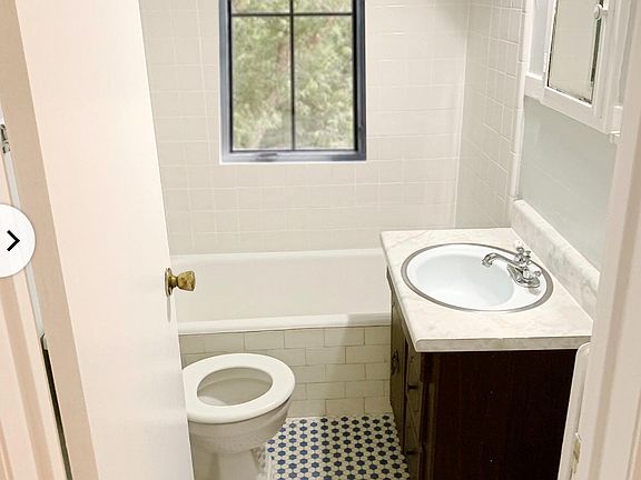 5th image of 404 Virginia Ave APT 3