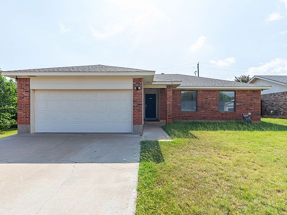 2nd image of 11 Woodcock Cir