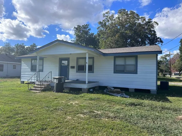 5149 32nd St, Groves, TX 77619