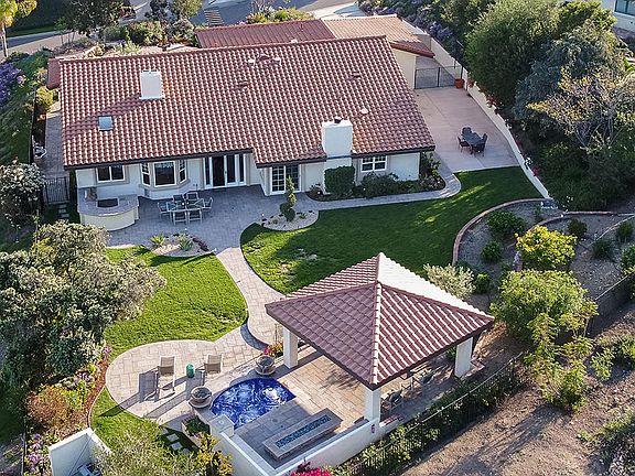 3rd image of 4159 Churchill Dr