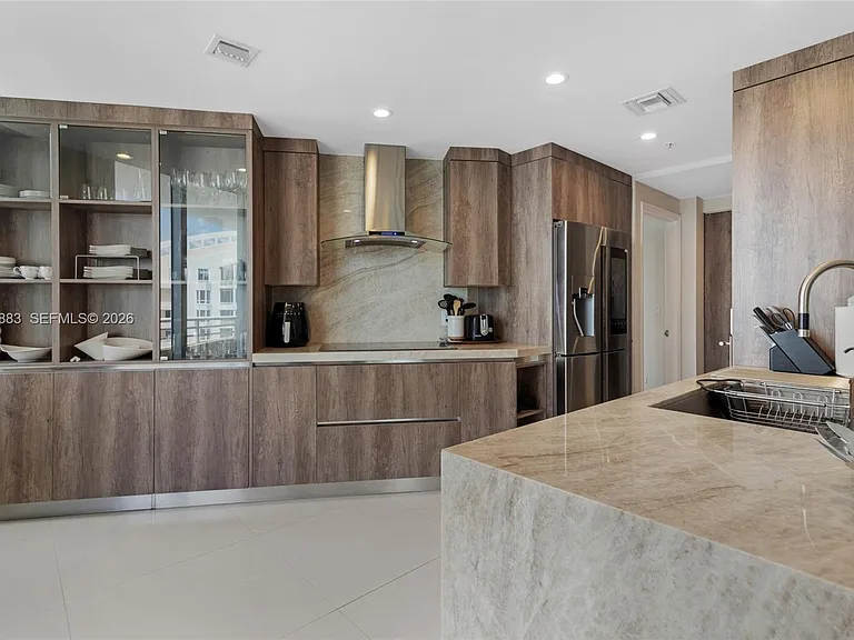 848 Brickell Key Dr #3905 — Photo 9