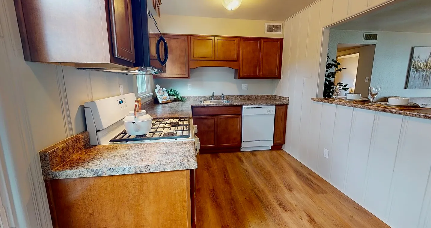 The Estates at Cheyenne Blvd — Photo 3