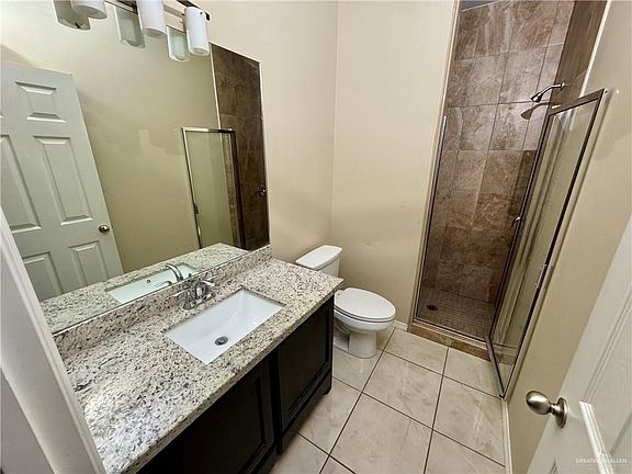 5th image of 2606 Primrose Ave #4