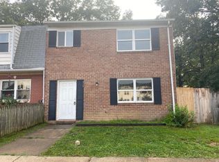 719 Anvil Rd, Fredericksburg, VA 22405