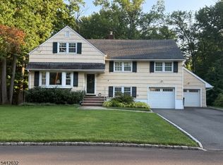 34 Westbrook Rd, Westfield, NJ 07090